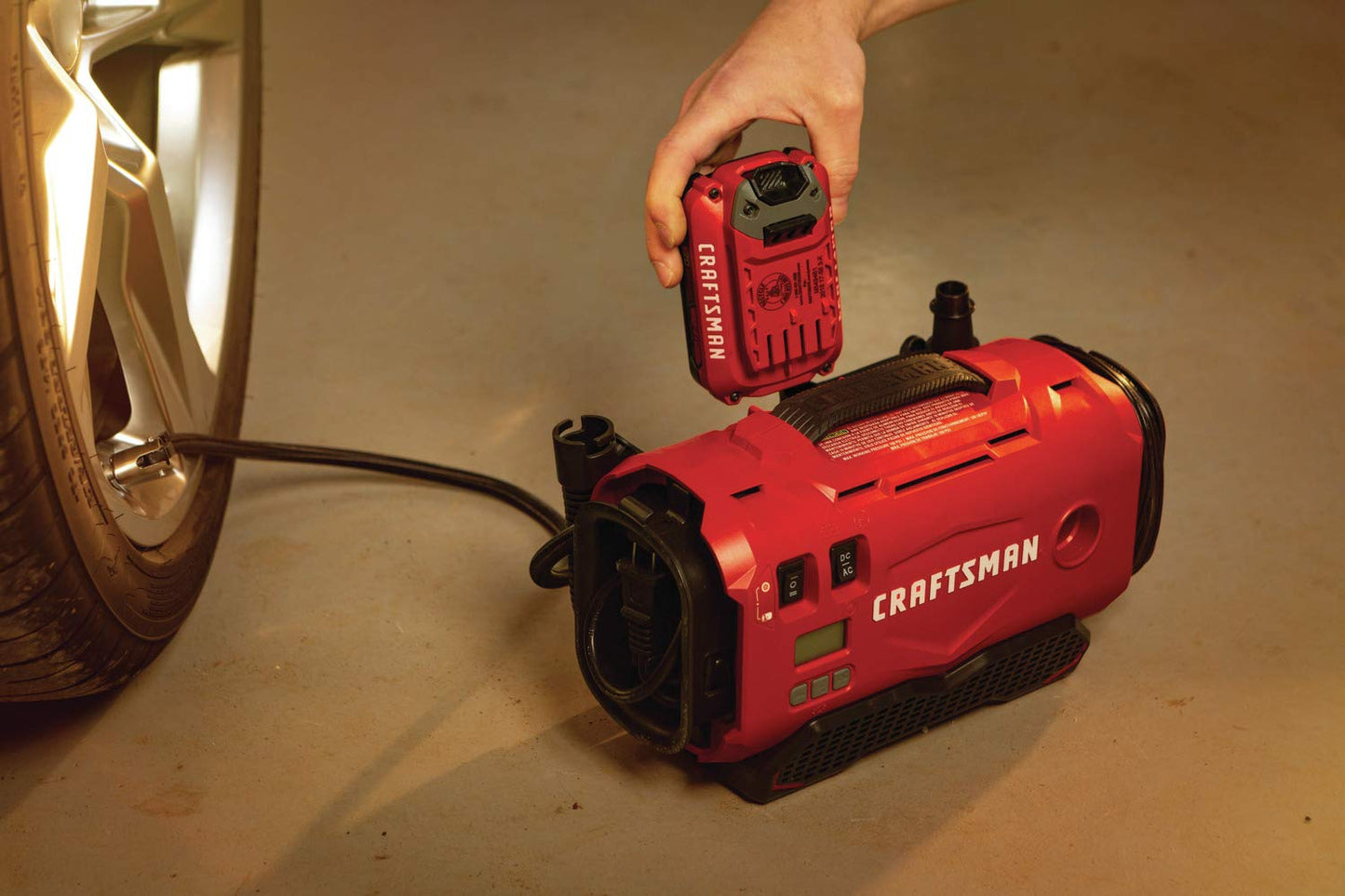 CRAFTSMAN V20 Inflador de neumáticos, compresor de aire portátil, 3 modos: sin cable, cable de 120 V y adaptador de coche de 12 V, bomba de aire, batería se vende por separado (CMCE520B)