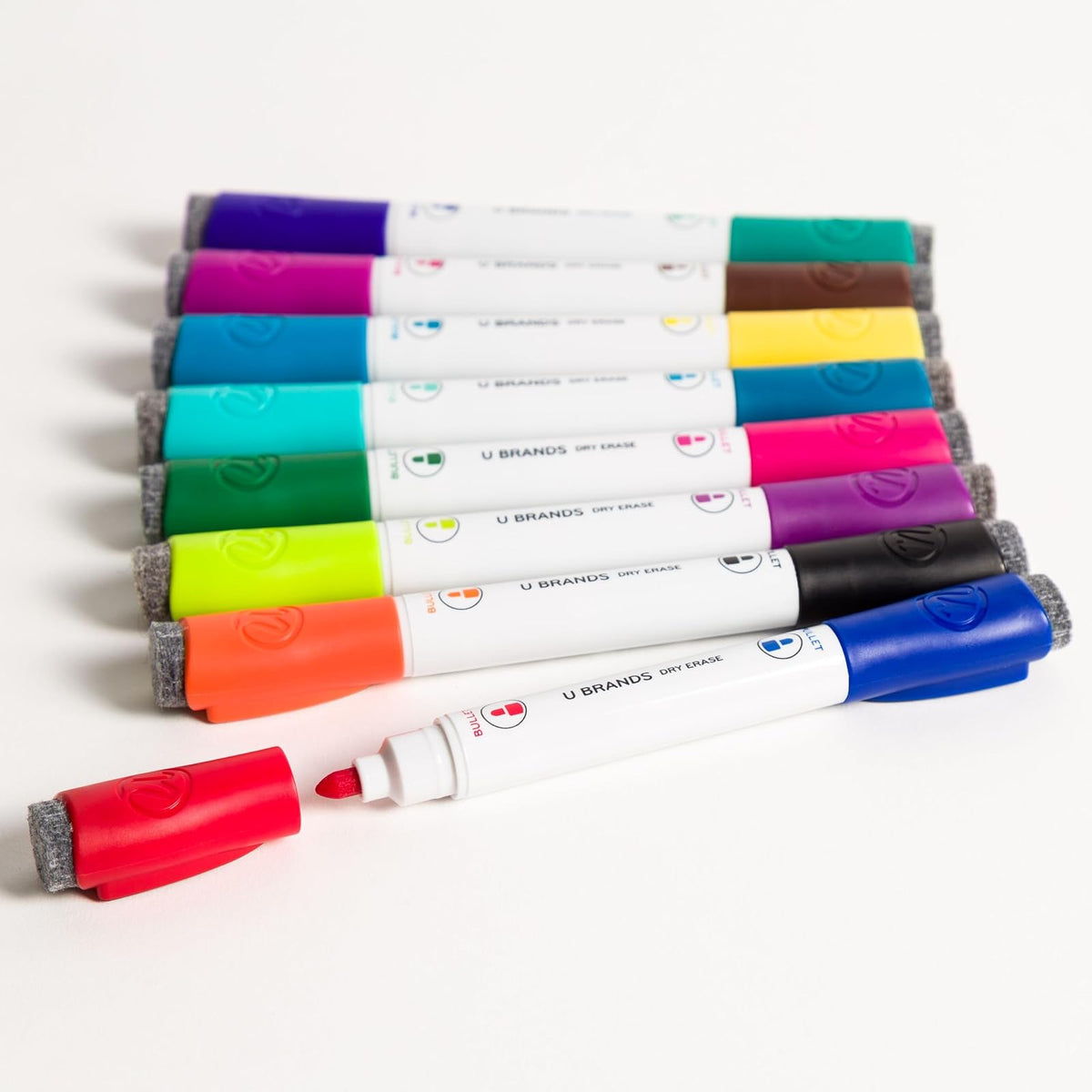 U Brands Marcadores Magnéticos de Borrado en Seco 5017T06-24 | Punta de bala, 8 unidades, 16 colores surtidos, magnéticos, borrador integrado