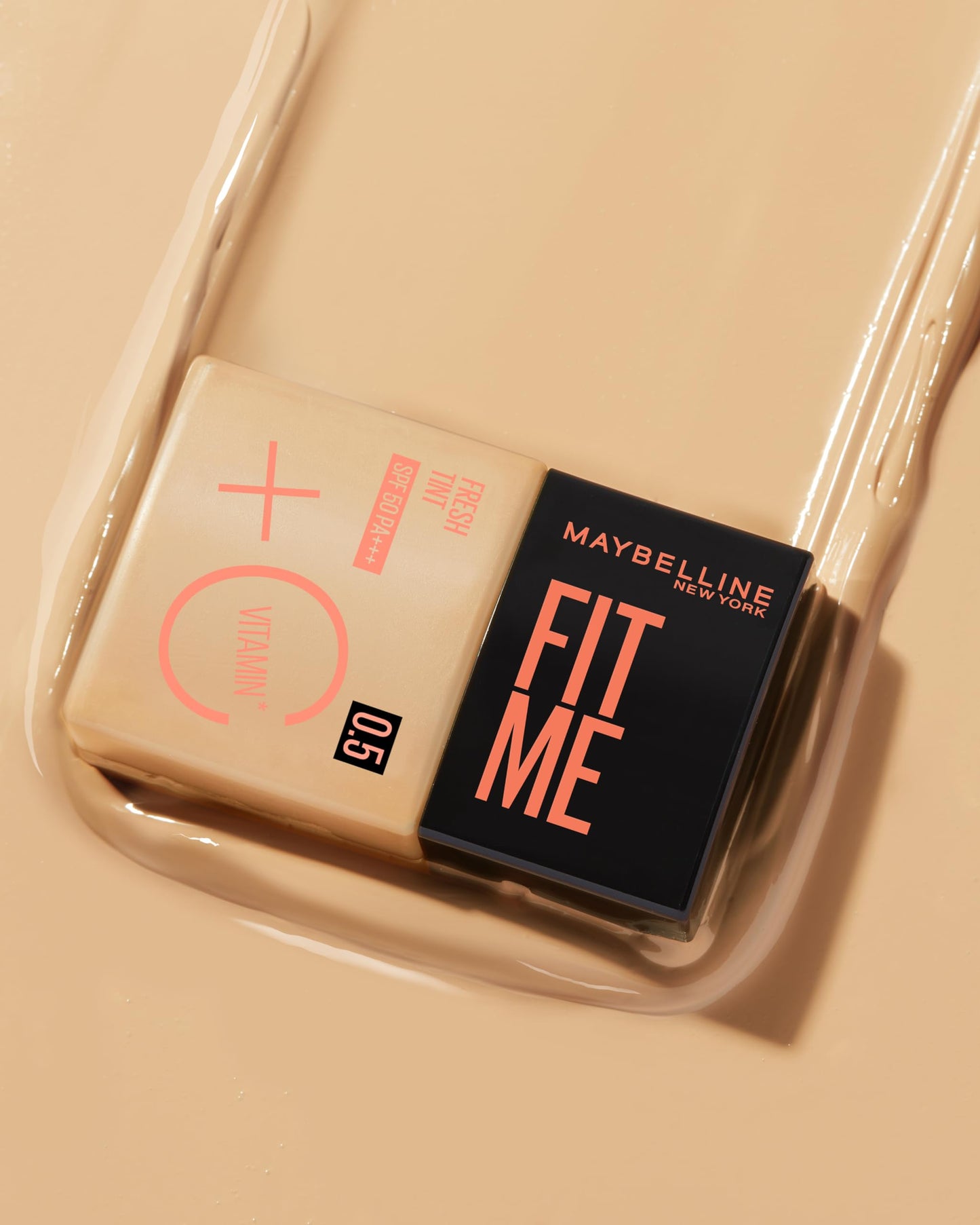 Maybelline Base de maquillaje Fit Me Fresh Tint 0.5, 30 ml, larga duración, alta cobertura, para todo tipo de piel, fórmula con Vitamina C y protector solar FPS50
