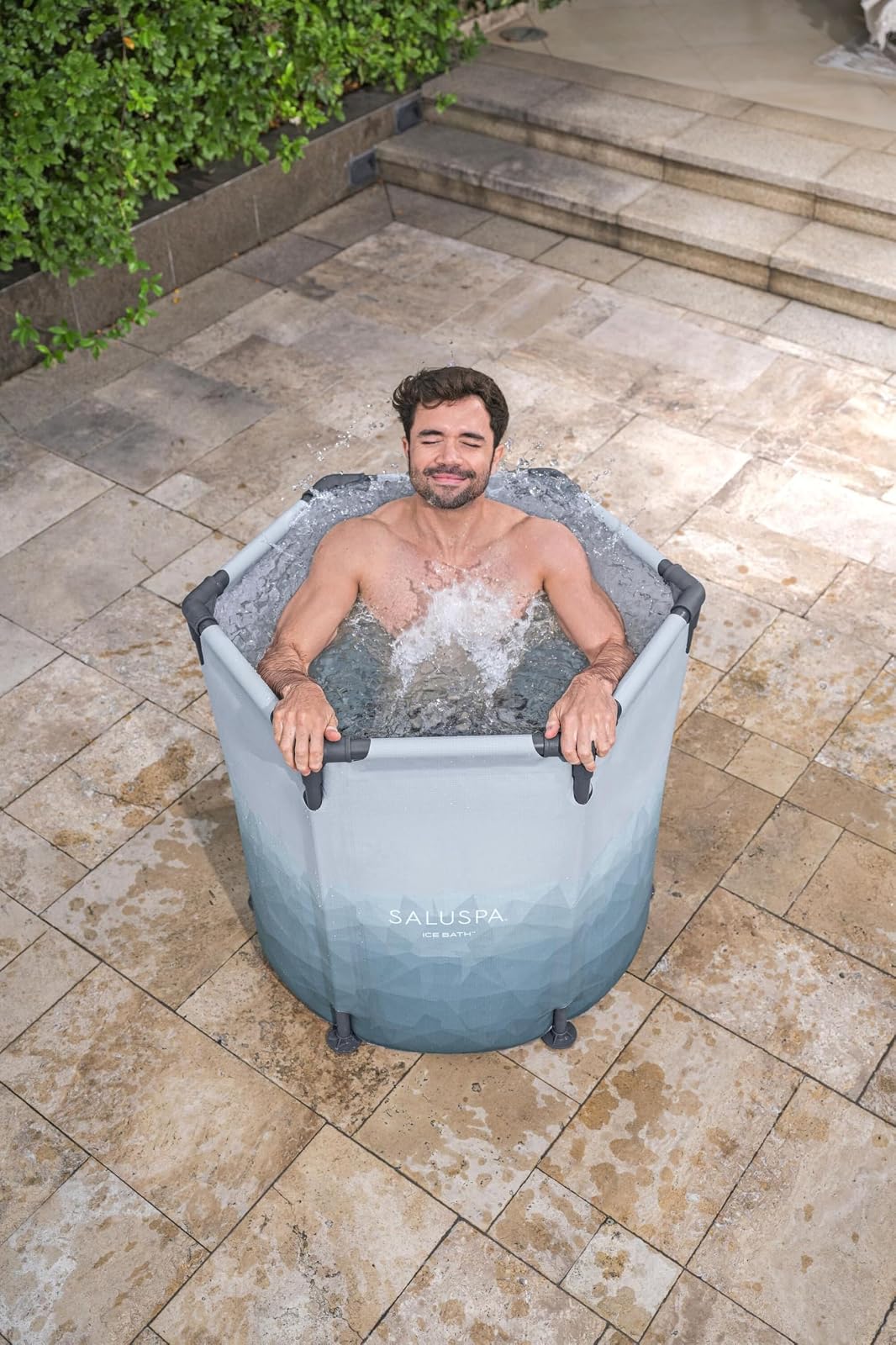 SaluSpa Glacial Dip Cold Plunge Recovery Ice Bath Pod 1 Persona