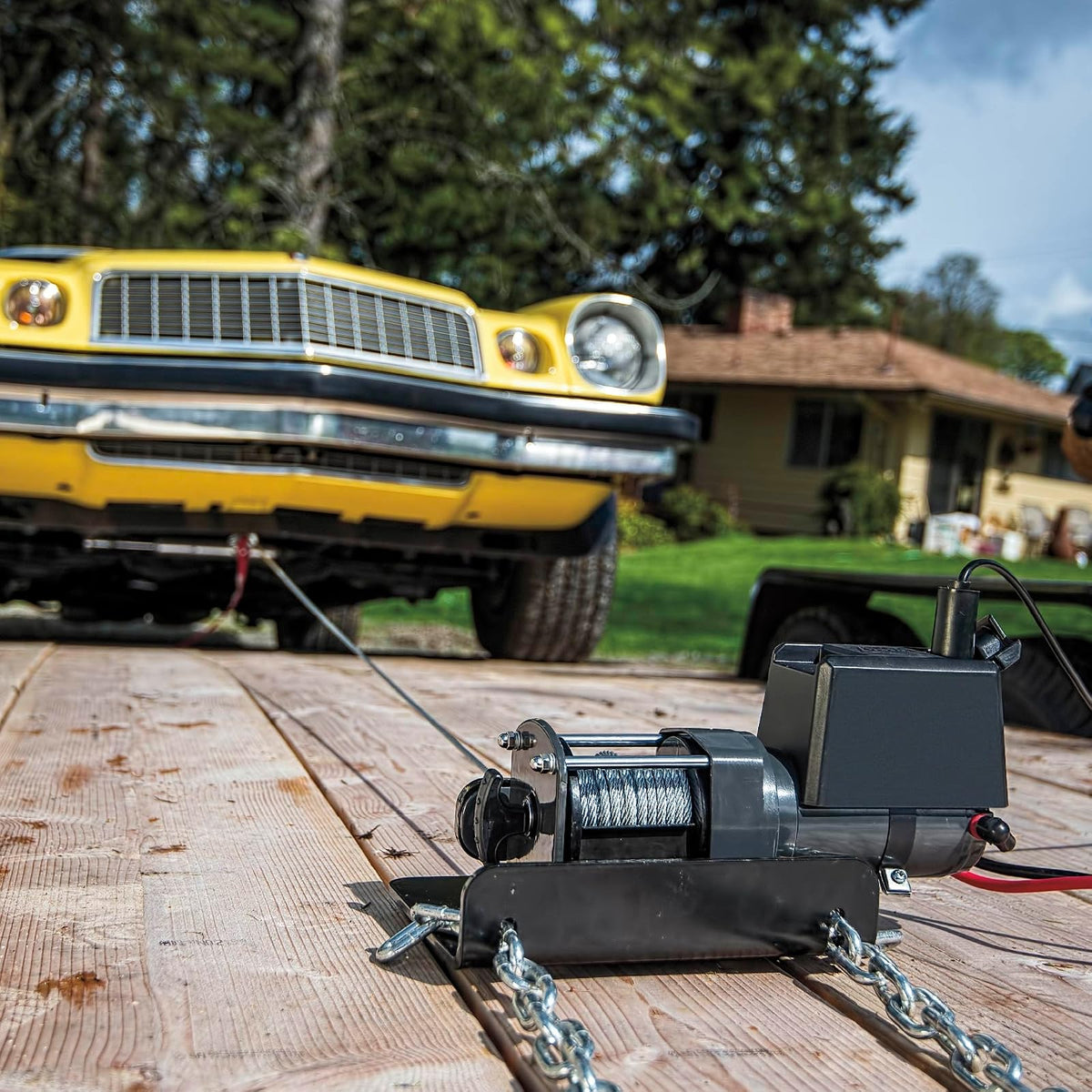 WARN 92000 - Cabrestante eléctrico montado en vehículo serie 2000 de 12 V CC con cable de acero: capacidad de tracción de 1 tonelada