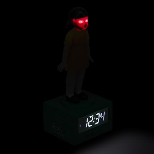 Paladone Reloj Despertador Muñeca Squid Game – Luz con Licencia Oficial De Netflix, Accesorios Y Decoración para Dormitorio Infantil