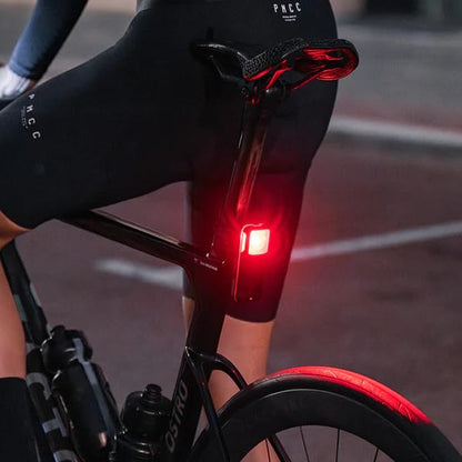 Luz Trasera Inteligente para Bicicleta Benotto Radar de Proximidad | hasta 80 Lúmenes | Compatible Garmin, Wahoo y Hammerhead