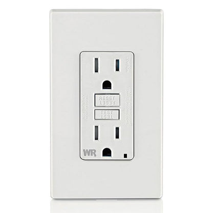 Enchufe a prueba de alteraciones Leviton SmartlockPro Slim, con fallo de puesta a tierra (GFCI), auto-prueba, luz de guía e indicador LED, 15 Amp, Blanco