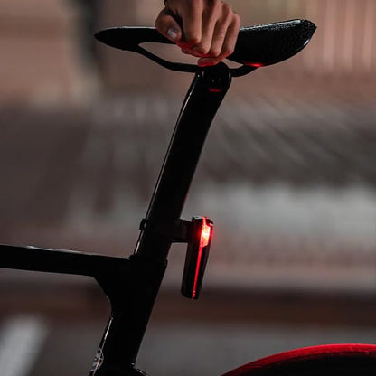 Luz Trasera Inteligente para Bicicleta Benotto Radar de Proximidad | hasta 80 Lúmenes | Compatible Garmin, Wahoo y Hammerhead