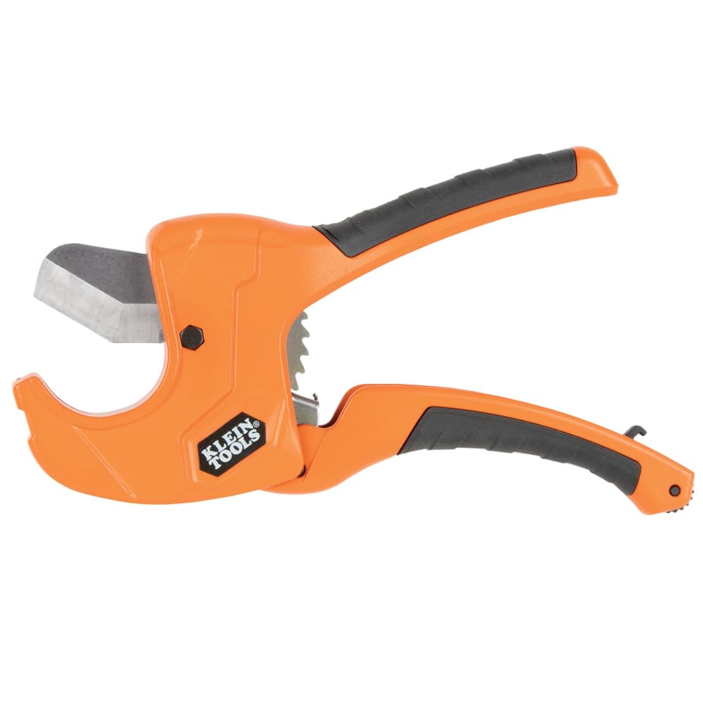 Klein Tools 50063 Cortatubos de PVC con carraca, corta 1-1/4 pulgadas de diámetro interior PVC, CPVC, tubos PEX, operación con una sola mano, cuchillas reemplazables