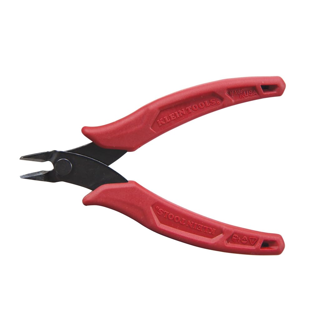 KLEIN TOOLS D275-5 | Pinza Cortadora Al Ras | 5" | Cortes Precisos | Pinzas de corte de 5" para cortes al ras en cables de hasta 16 AWG, ideales para trabajar fácilmente en espacios reducidos.