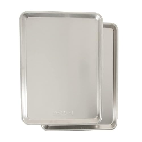 Nordic Ware Natural Aluminum Commercial Baker's Media hoja, paquete de 2, color plateado
