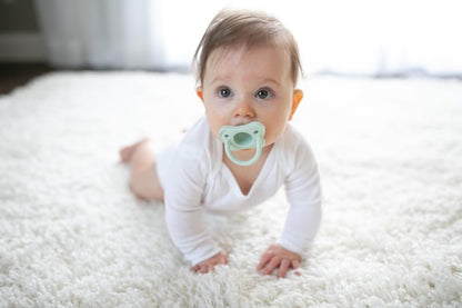Dr. Brown's HappyPaci™ Chupón 100% silicona, paquete de 2, el color puede variar