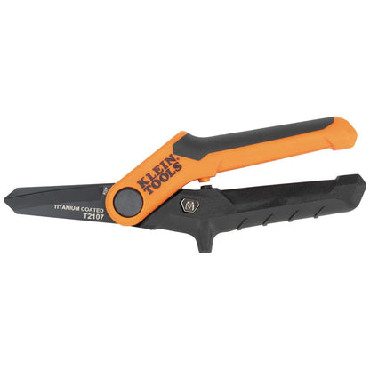 Klein Tools T2107 Tijeras de utilidad revestidas de titanio, compactas, tijeras de acero inoxidable, cuchillas dentadas, corta materiales resistentes, 7 pulgadas