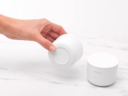 BRABANTIA | Accesorios para Baño Apilables | Blanco | Juego de 3 Piezas | Organización Compacta y Elegante