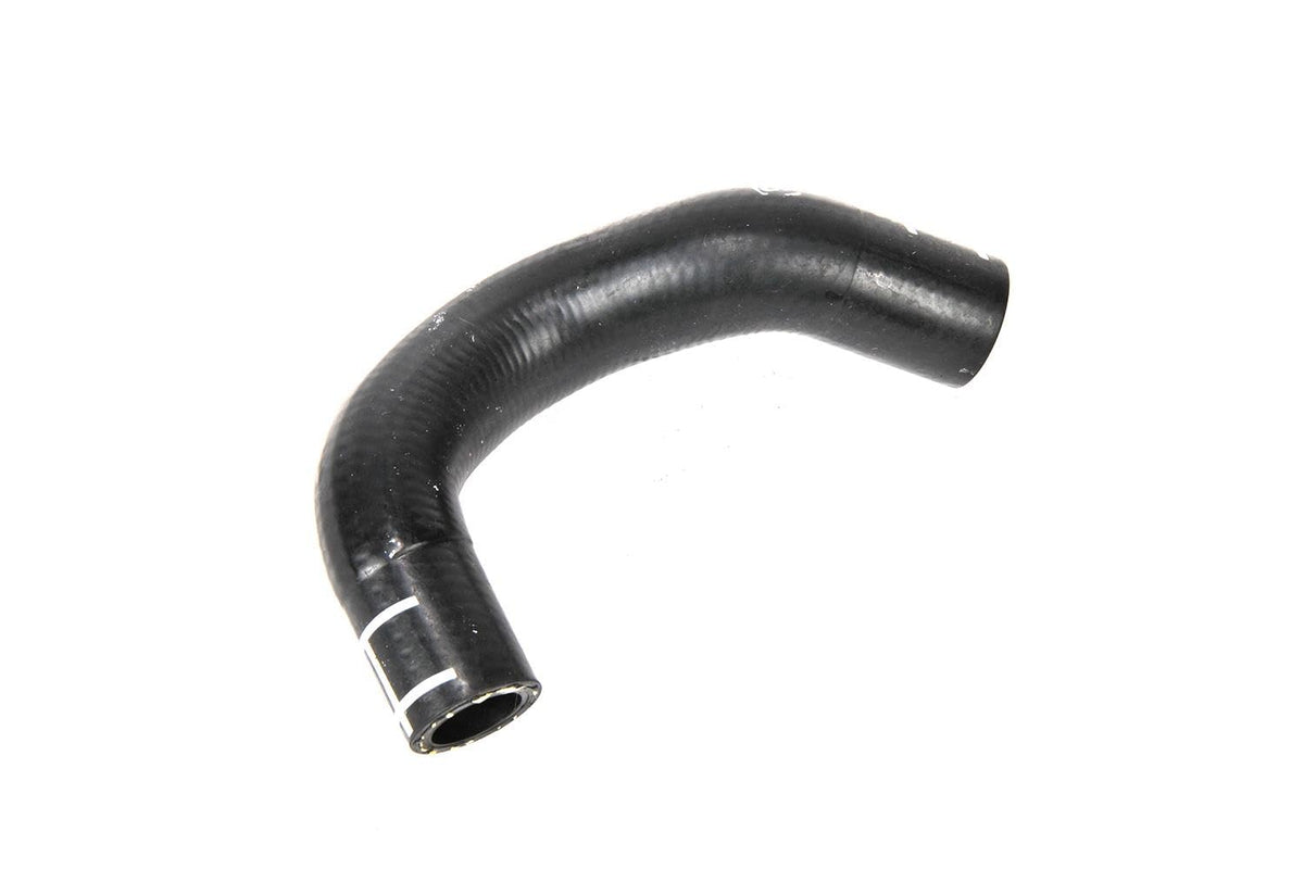 GM Genuine Parts 55596898 Manguera de Entrada de Refrigerante para Enfriador de Aceite, Negro