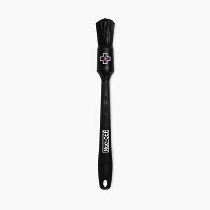 Muc-Off 372 Detailing Brush | cepillo para polvo de limpieza curvado para llantas, radios y componentes, cerdas de nailon resistentes y mango de doble - Detalles de la transmisión