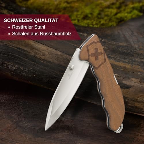 Victorinox Navaja Evoke Wood, 4 Usos, Madera | Báscula duradera de madera de nogal, tachuela extraíble, clip de transporte integrado y agujero de cordón para aventuras