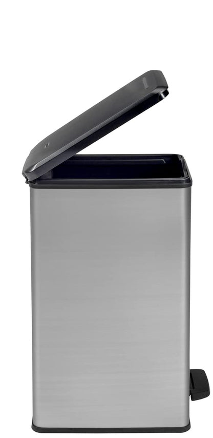 Cesto de Basura Keter 40 L de polipropileno, 42 x 25 x 61 cm, color plateado
