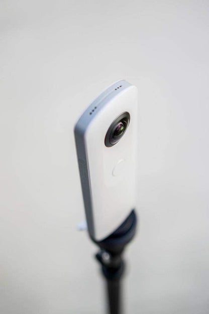 Ricoh Theta SC 360° video and still camera (White)