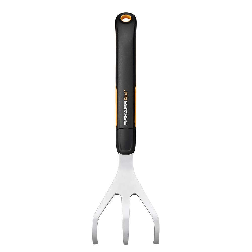 Fiskars Xact - Cultivador de mano de acero inoxidable con mango de agarre suave, herramienta de jardín duradera para aflojar y airear el piso, ideal para macizos de flores y camas de jardín
