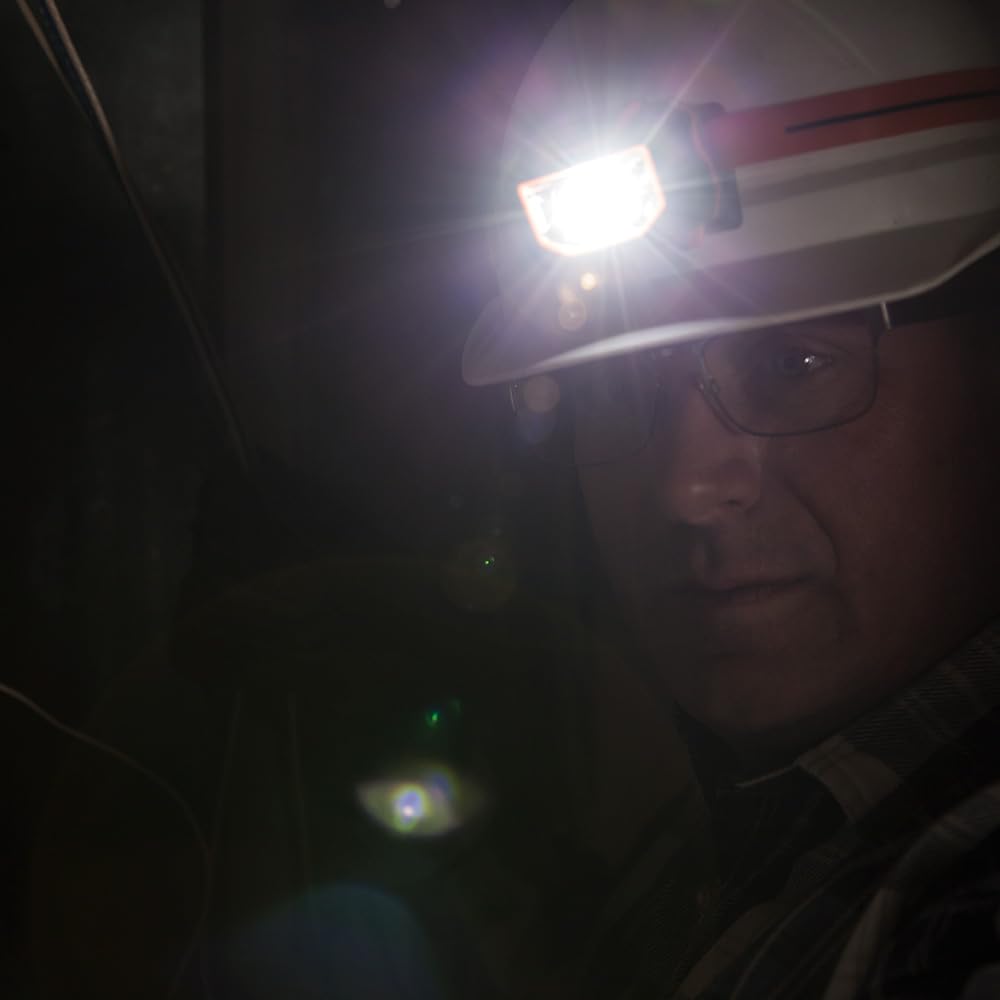 Klein Tools 56220 - Luz LED para faros delanteros con sombrero duro, luz de inundación y punto se inclina 45 grados, correa antideslizante, para trabajo y senderismo al aire última intervensión,