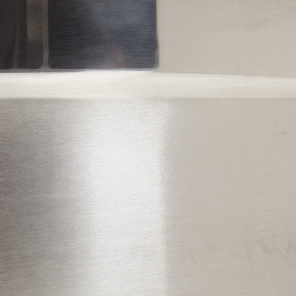 Excelsteel 297 3-Quart Stainless Steel Non Skid Base Mixing Bowl