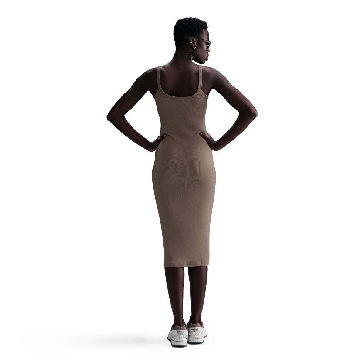 Nike Sportswear Chill Knit Eng Anliegendes Mini-Rib-Tank-Kleid (Damen) Vestido Corto Rib Tanque Mujer