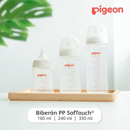 PIGEON SofTouch | Biberón Para Bebés De 3 Meses En Adelante | Simula Lactancia Materna | Tecnología Japonesa | Reduce Cólicos | 240 ml | Color Blanco.