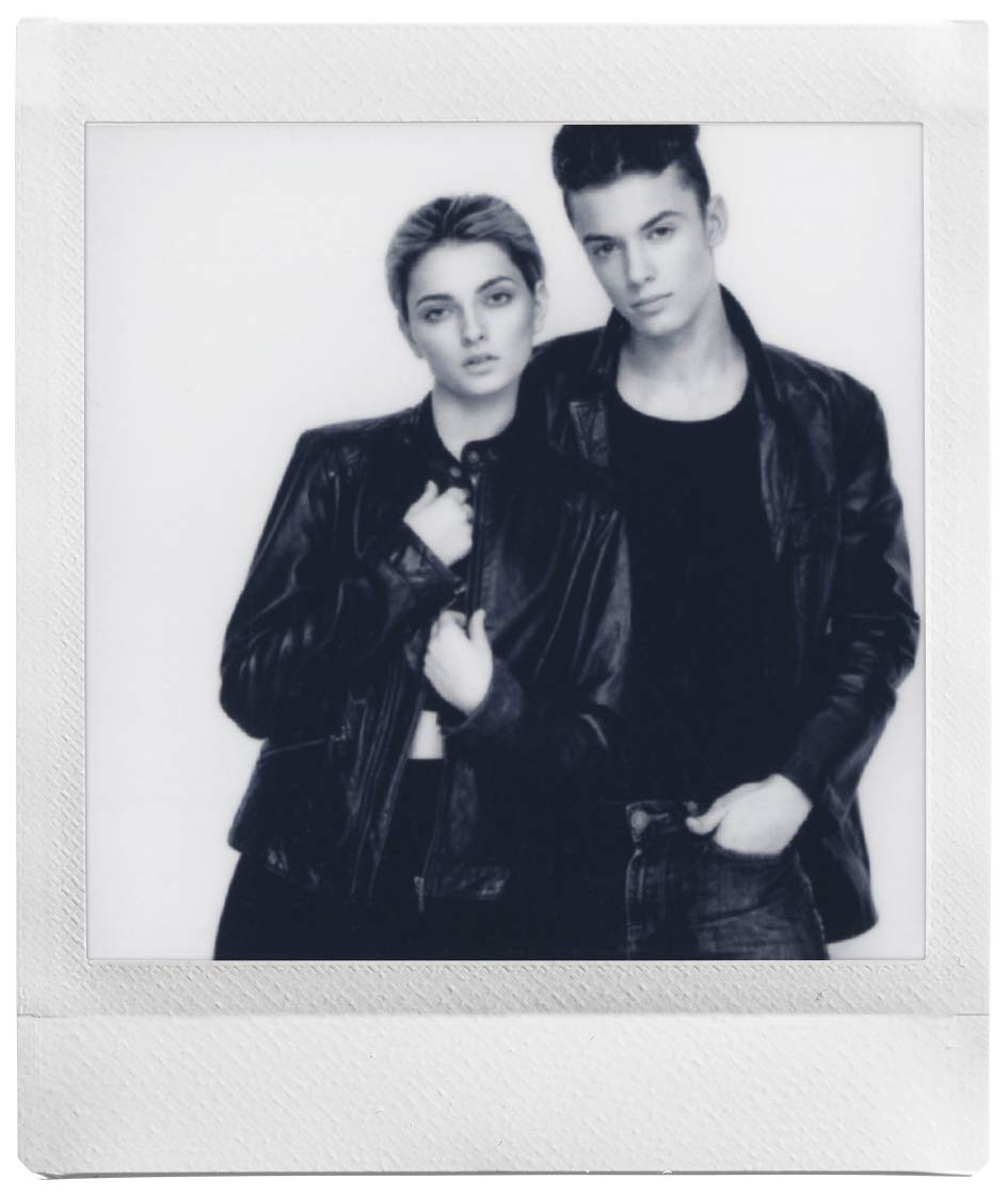 Fujifilm Película Instax Square Rainbow + Película Instax Square Monochrome