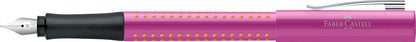 Faber-Castell Bolígrafino Fino Grip 2010 Fountain Pen - Rosa, es una pluma para aquellos que buscan una pluma fuente confiable, cómoda y con un diseño refinado para cualquier momento