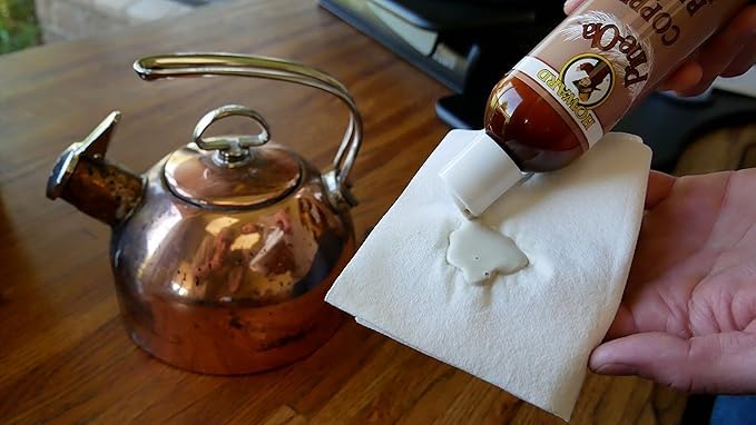 HOWARD Pine-Ola Copper & Brass Polish - Limpiador y Pulidor de Bronce, Cobre y Latón - Limpia, Protege y da Brillo - Esmalte - 236 ml (8 oz)