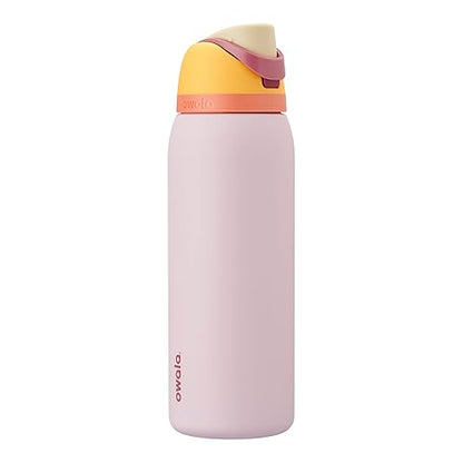 Owala FreeSip Botella de agua de acero inoxidable con popote para deportes y viajes, botella de agua deportiva libre de BPA, 40 oz, Candy Store