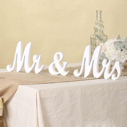 Señal de señor y señora, letrero de madera rústica no empotrado con letras de señor y señora, mesa de boda, accesorios de fotos, mesa de fiesta, decoración de cena superior, regalos de boda, blanco