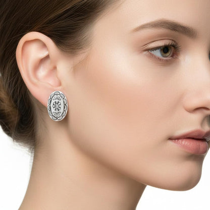 Napier Aretes Bitono Para Mujer | Mediano, plateado casual classics