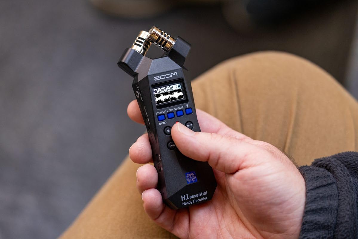 Zoom H1essential - Grabadora estéreo práctica con flotador de 32 bits, accesibilidad, micrófonos X/Y, grabación a tarjeta SD, micrófono USB, portátil, para músicos, podcasters, cineastas y creadores