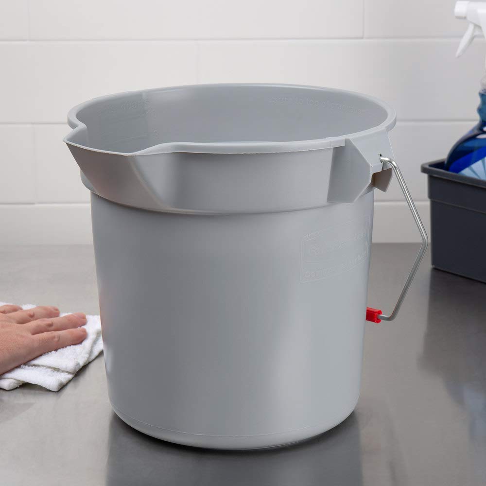 Rubbermaid Commercial Products Brute cubeta Redondo de 14 Cuartos de galón, construcción Resistente para limpiadores Profesionales/de Limpieza