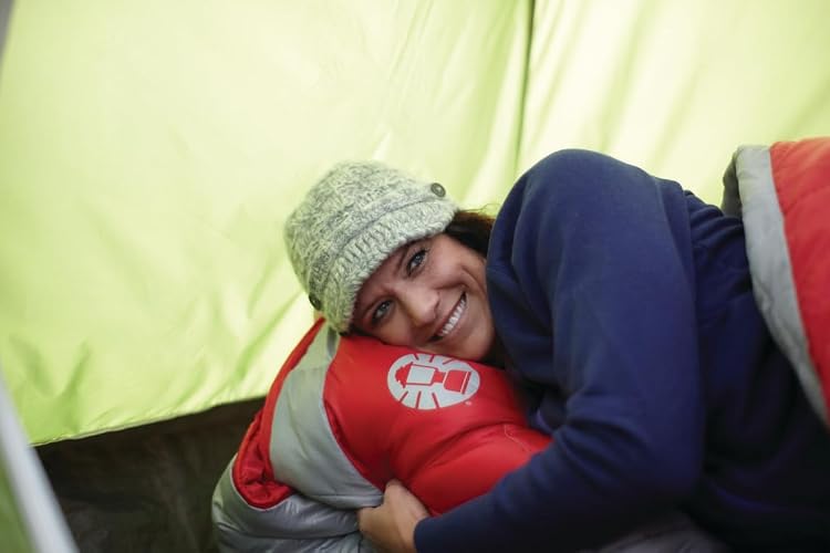 Coleman Palmetto Cool-Weather Sleeping Bag, 30°F Lightweight Camping Sleeping Bag for Adults, No-Snag Zipper with Stuff Sack Included