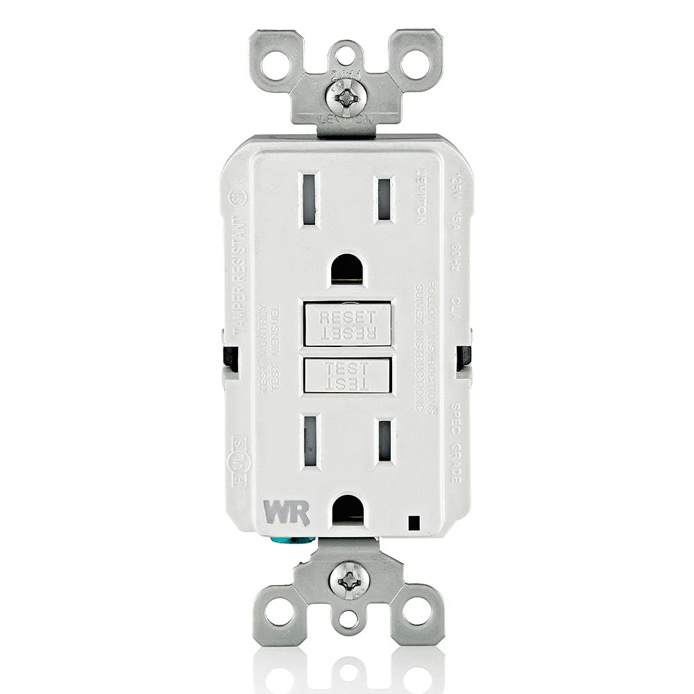 Enchufe a prueba de alteraciones Leviton SmartlockPro Slim, con fallo de puesta a tierra (GFCI), auto-prueba, luz de guía e indicador LED, 15 Amp, Blanco