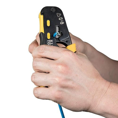 KLEIN TOOLS VDV226-110 | Ponchadora RJ45 | Pela, Corta Y Crimpa | Pass-Thru | Haz instalaciones RJ45 más prácticas: pela, corta y crimpa con una sola herramienta, ideal para trabajos de voz y datos.