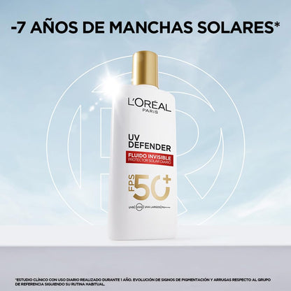L'Oréal Paris Protector solar facial FPS50+ UV Defender Fluido Invisible Tono Claro, 40ml - Protección solar facial ultra ligero, -50% manchas y -30% arrugas debidas al sol, con Ácido Hialurónico