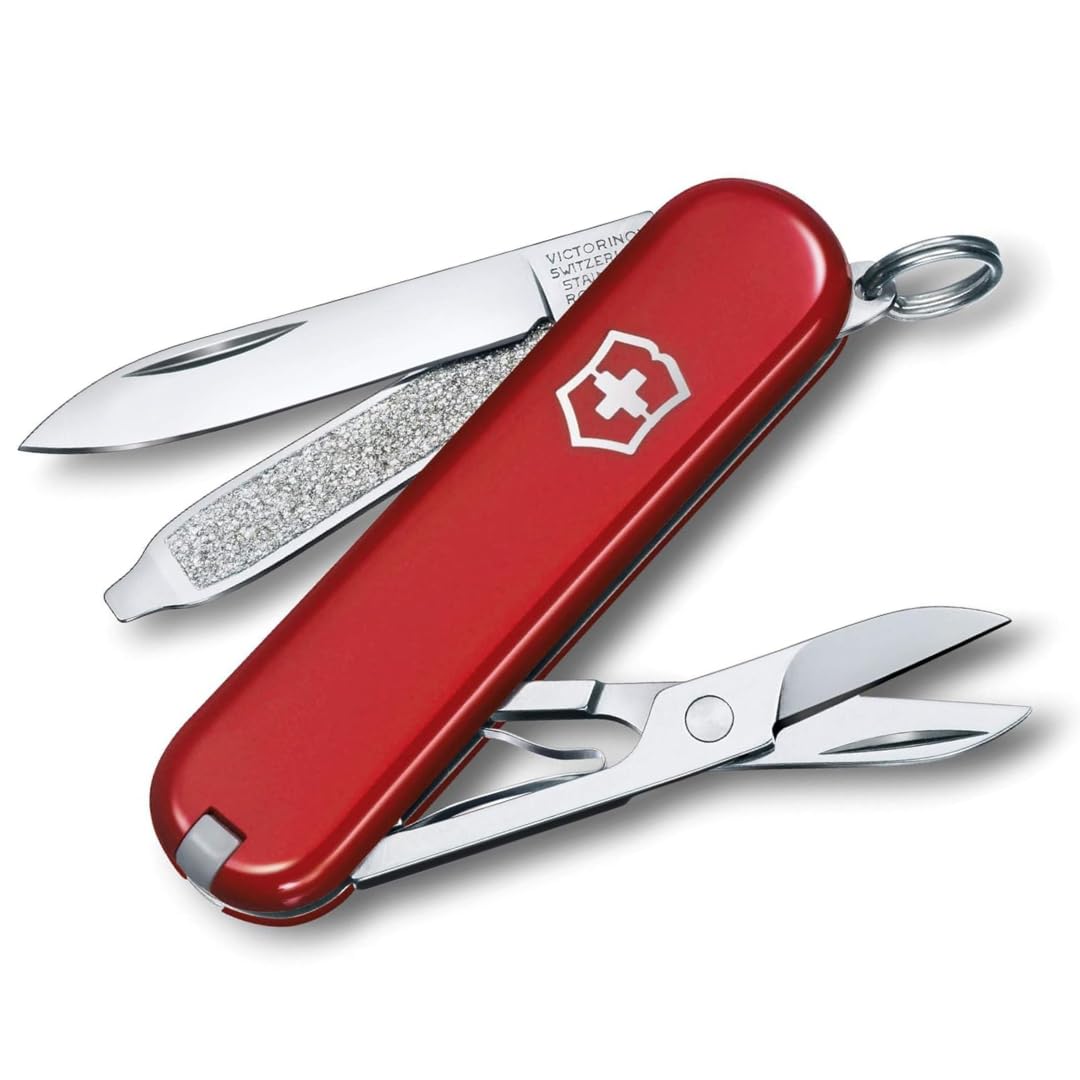 Victorinox Navaja Classic Colors, 7 Usos, Cupcake Dream, 58 mm | Herramienta plegable compacta de 58 mm incluye tijeras, lima de uñas, destornillador y pinzas. Escamas ABS duraderas en - Rojo