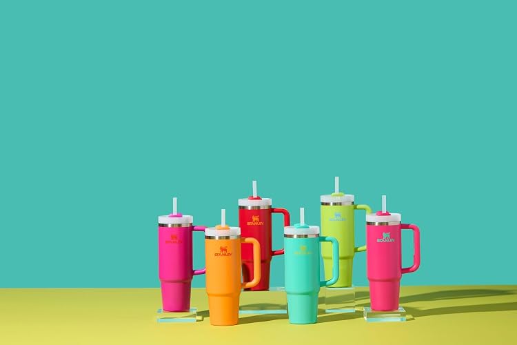 Stanley Quencher H2.0 - Vaso con asa y popote, 30 onzas, tapa Flowstate de 3 posiciones, compatible para viajes, vaso de acero inoxidable aislado, sin BPA, verde azulado tropical