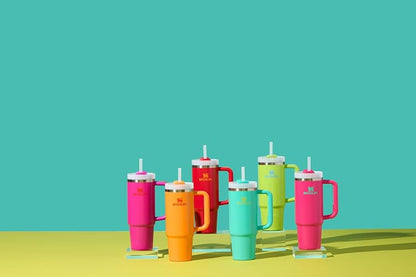 Stanley Quencher H2.0 - Vaso con asa y popote, 30 onzas, tapa Flowstate de 3 posiciones, compatible para viajes, vaso de acero inoxidable aislado, sin BPA, verde azulado tropical