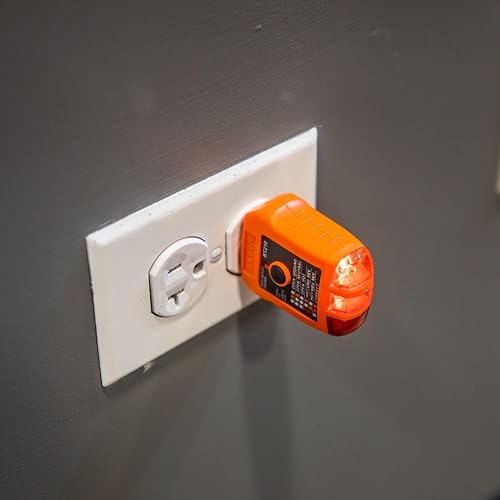 Klein Tools IR1KIT Termómetro infrarrojo y kit de probador de receptáculos GFCI, medición digital de temperatura sin contacto y probador eléctrico