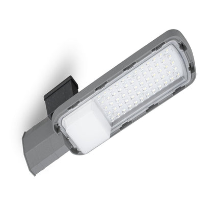 Igoto SL1050 Luminario LED Street Light 50W Exterior IP65 con Sensor de Luz, 40,000 lm, 6500K Multivoltaje