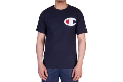 Champion LIFE Playera Cuello Redondo para Hombre - XS - Guión de campeón de pecho azul marino - izquierdo.