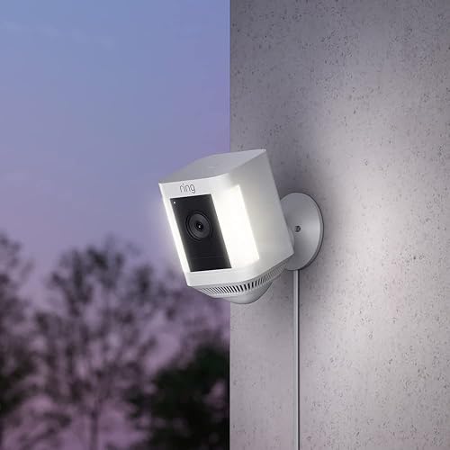 Adaptador de corriente para interiores y exteriores USB-C para cámaras Ring Stick Up Cam Pro, Spotlight Cam Plus y Spotlight Cam Pro - Negro