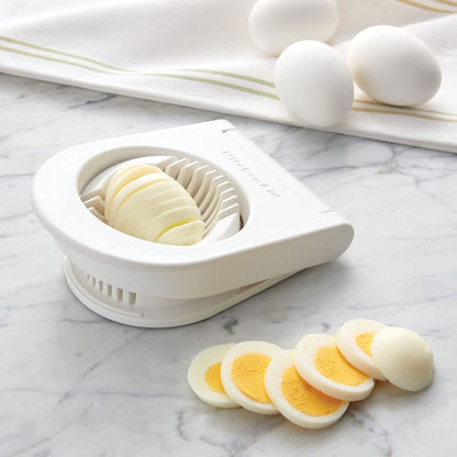 KitchenAid - Cortador de huevos clásico con alambres de acero inoxidable, 9 pulgadas, color blanco