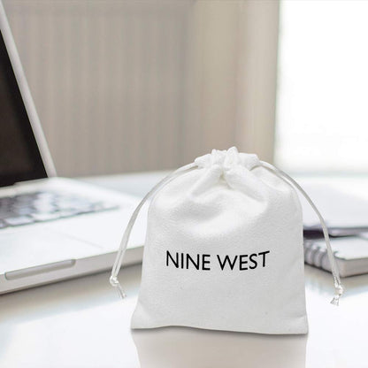 NINE WEST - Collar con babero frontal ajustable