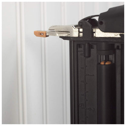 BOSTITCH Clavadora neumática calibre 18 BTFP12233