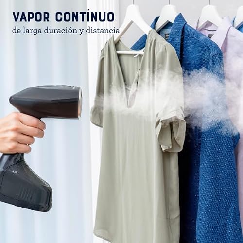 Oster® Vaporizador de Telas Portátil, con Cable de 2.55 Metros, Capacidad de 240 ml, Negro, GCSTES101