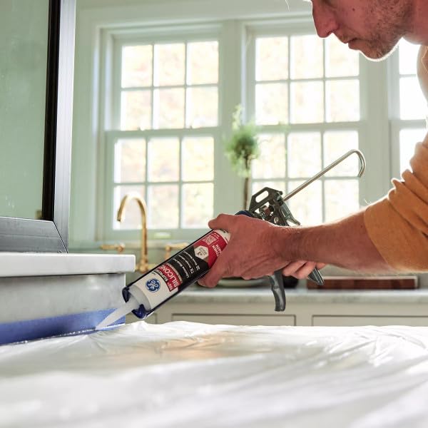 GE Supreme - Calafateo de silicona para cocina y baño, transparente, cartucho de 10 fl oz, 1 paquete - Sellador de silicona 100% impermeable, 7 veces más fuerte, a prueba de encogimiento y grietas