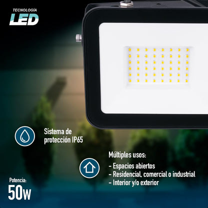 ICON Reflector LED Exterior 50W 3000K IP65 | Luz cálida, 5500 lúmenes, 110 lm/W, ángulo 120°, resistente al polvo y lluvia
